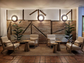 Hospedium Hotel La Fuente